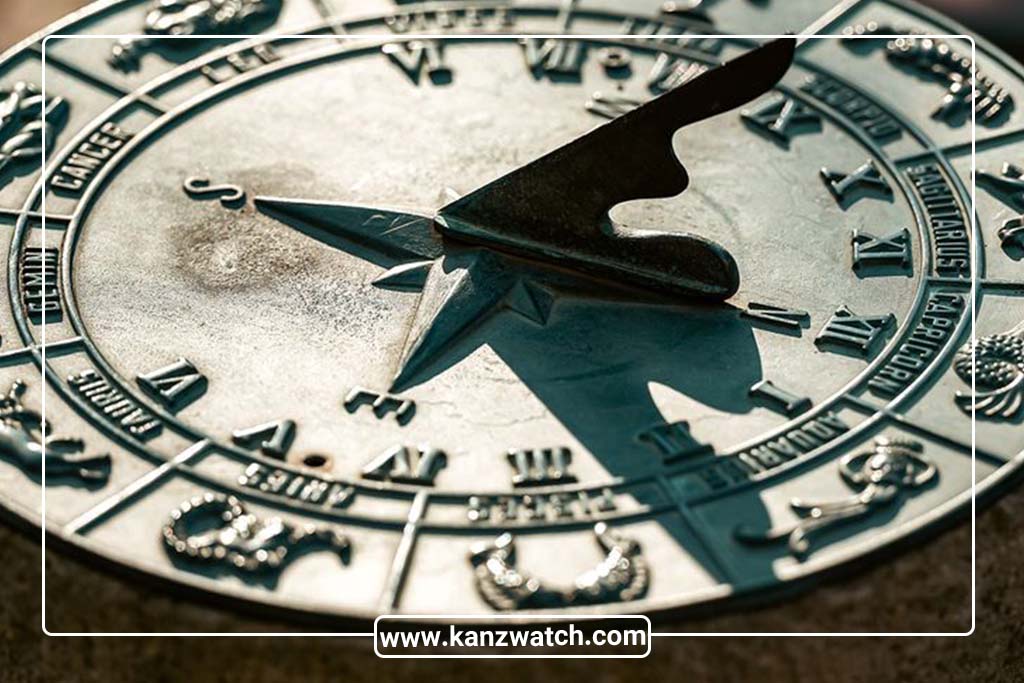 مقایسه ساعت خورشیدی با ساعت مکانیکی